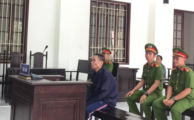 Bị cáo Nguyễn Văn Tiếp tại phiên tòa.