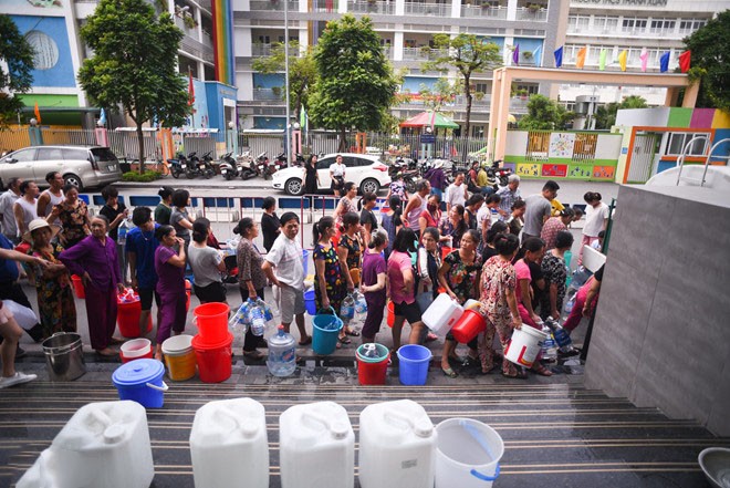 Tạm dừng cấp nước vô thời hạn, Công ty nước sạch Sông Đà mong dân thông cảm
