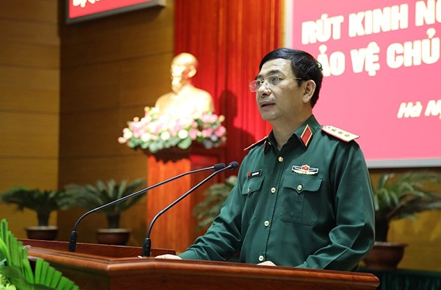 Thượng tướng Phan Văn Giang phát biểu tại hội nghị. - Ảnh: BQP