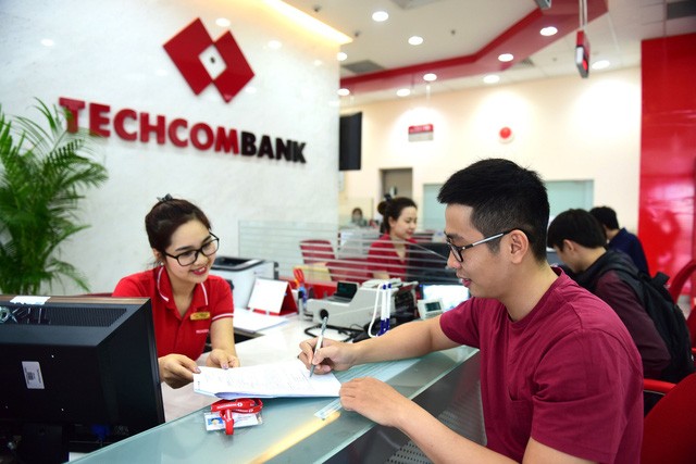 Techcombank đứng đầu bảng xếp hạng ngân hàng về hiệu quả hoạt động