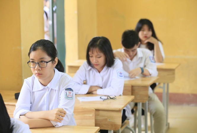 Học sinh lớp 9 đang nóng lòng chờ Sở GD&ĐT Hà Nội công bố môn thi thứ 4 hoặc giảm bớt môn thi