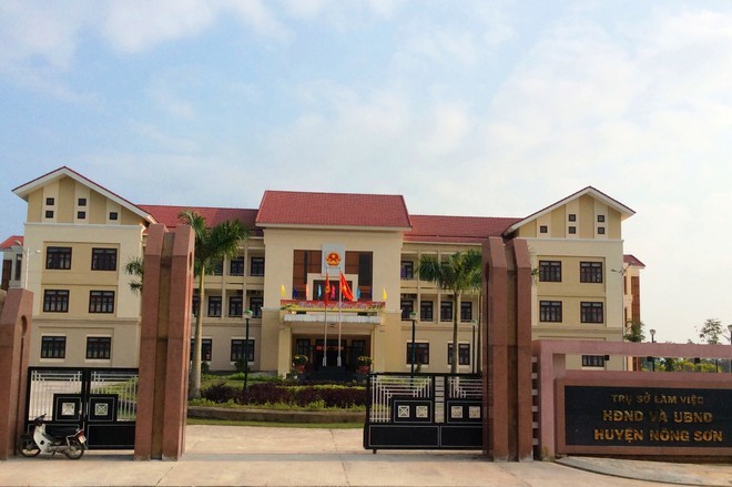 Trụ sở UBND H.Nông Sơn, nơi hai phó phòng công tác. - Ảnh: Thanh Niên
