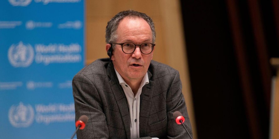 Ông Peter Ben Embarek trong cuộc họp báo của WHO diễn ra tại Geneva ngày 5/3. - Ảnh: Reuters.