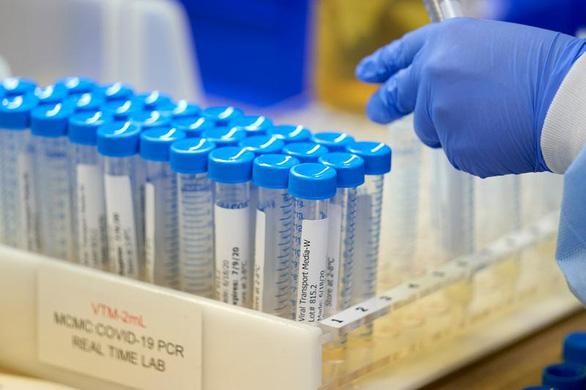 Biến chủng mới của SARS-CoV-2 tại Pháp có thể 'qua mặt' xét nghiệm PCR