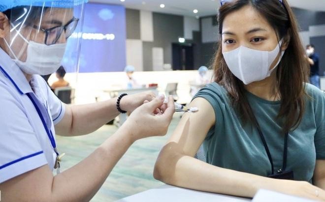 Bộ Y tế yêu cầu các địa phương lên kế hoạch tiêm vaccine Covid-19 mũi 3