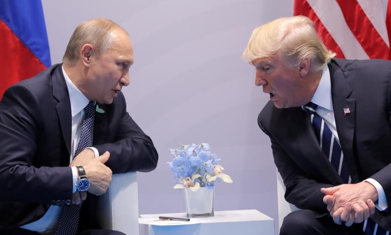 Trump và Putin bất ngờ "hợp cạ" trong lần gặp đầu tiên