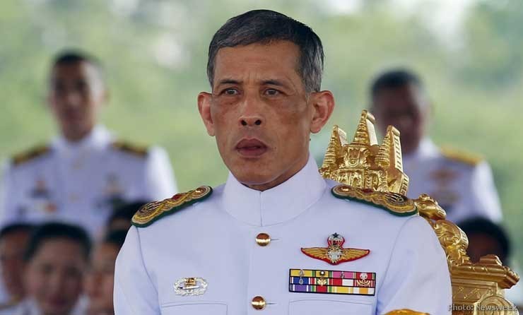Vua Thái Lan được trao quyền kiểm soát toàn bộ tài sản