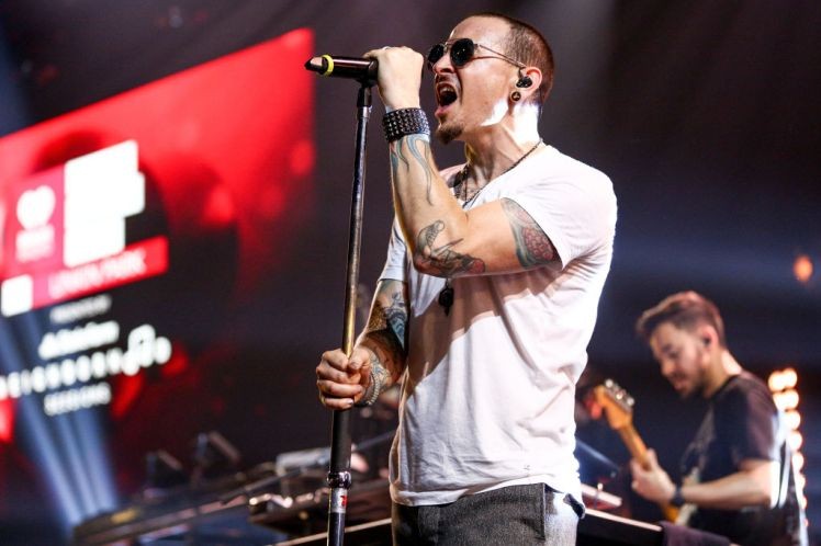 Linkin Park hủy tour sau cái chết của Chester Bennington