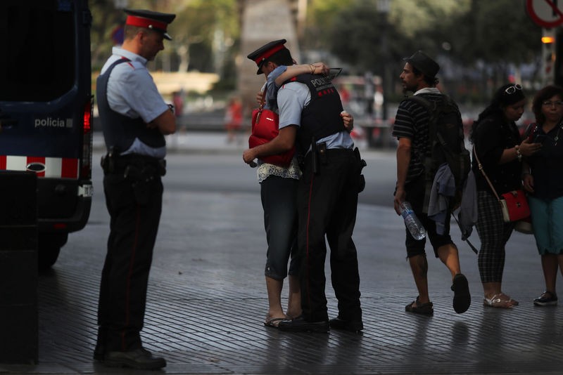 Nghi phạm của vụ khủng bố Barcelona có thể đã lẩn trốn sang Pháp
