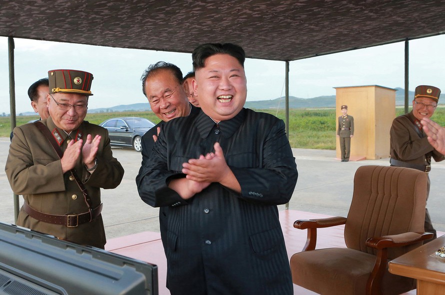 Kim Jong-un tuyên bố quân đội Triều Tiên sẽ 'ngang phân' với Mỹ