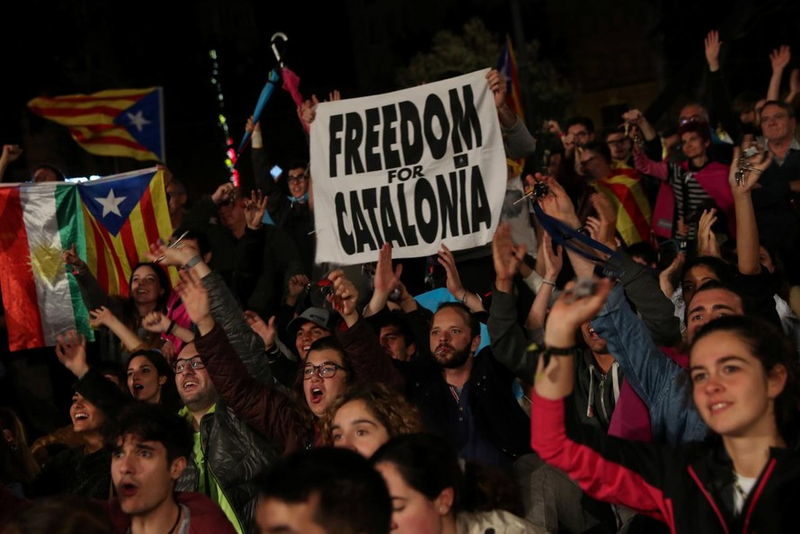 Catalan ‘dứt áo’ rời Tây Ban Nha: 90% cử tri tán thành