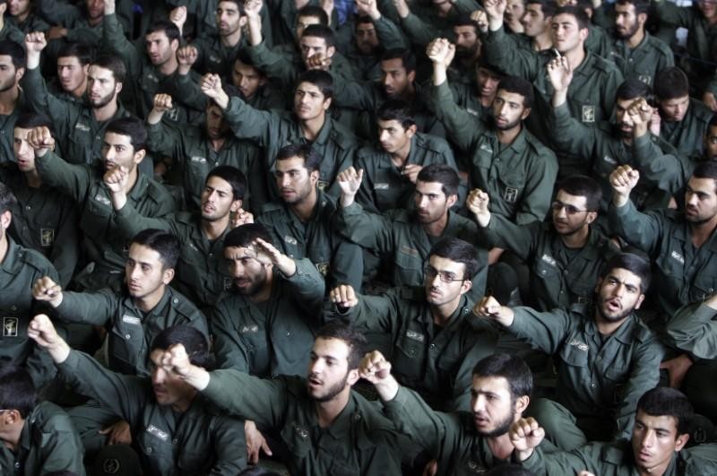 Iran cảnh báo Mỹ nên rút lại lệnh trừng phạt