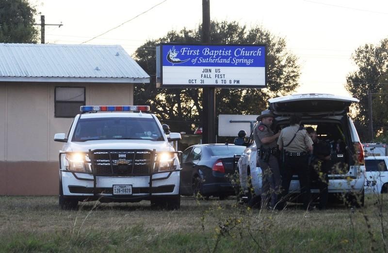 Mỹ: Xả súng kinh hoàng tại Texas, ít nhất 26 người đã thiệt mạng