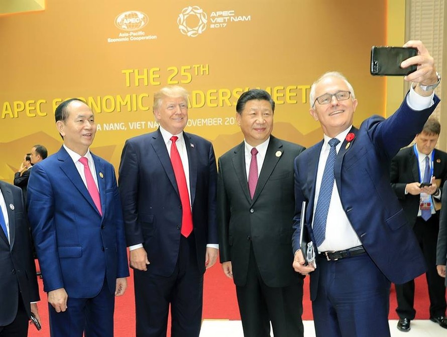 Những hình ảnh thú vị của các nhà lãnh đạo bên lề Hội nghị APEC