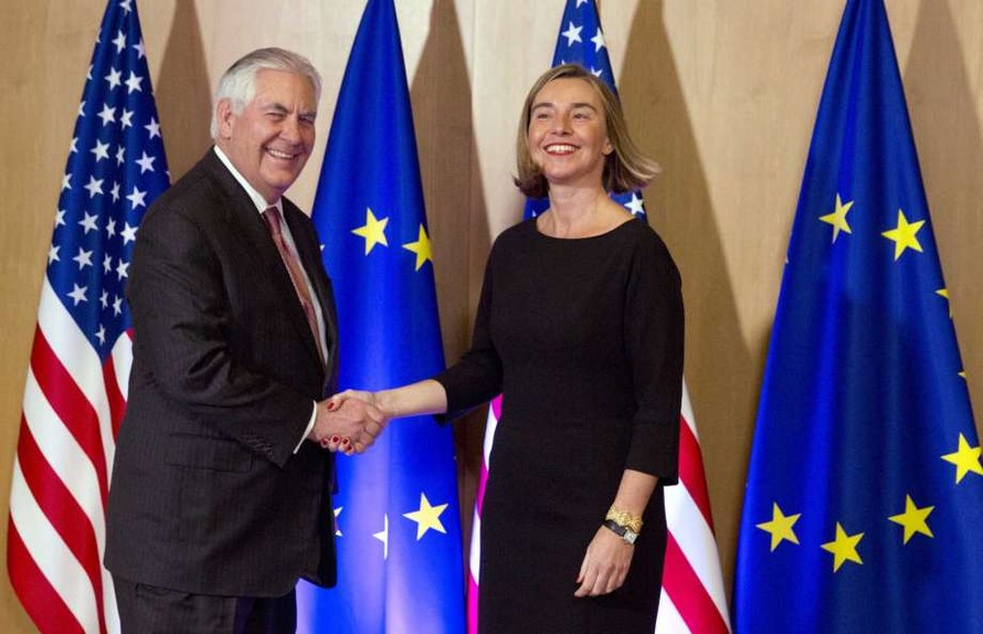 EU kêu gọi Mỹ duy trì thỏa thuận hạt nhân với Iran