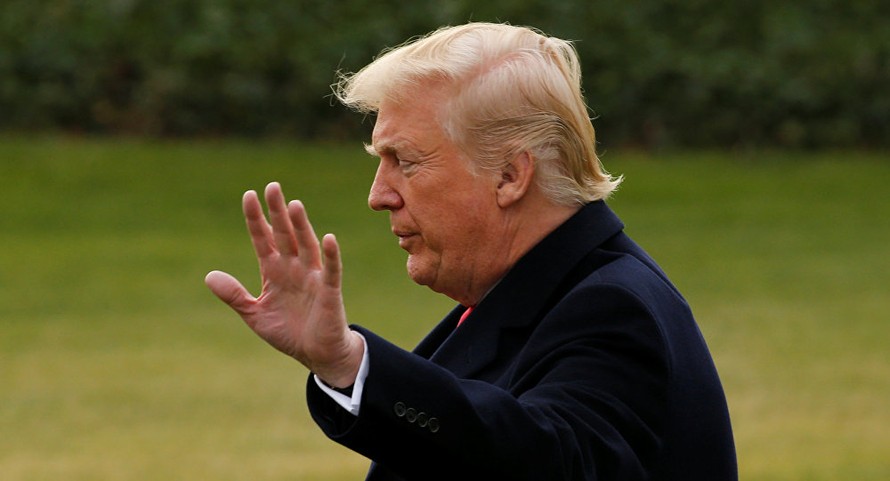 Tổng thống Trump gây phẫn nộ vì phỉ báng người nhập cư