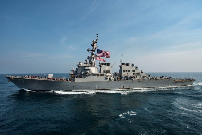 Trung Quốc cáo buộc tàu chiến Mỹ vi phạm chủ quyền