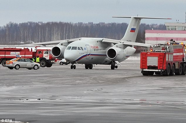 Máy bay chở 70 người của Nga bất ngờ gặp tai nạn