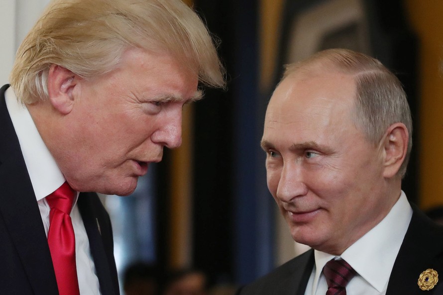 Giữa bủa vây cô lập, ông Trump bất ngờ mời Tổng thống Putin tới Nhà Trắng