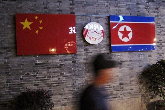 Trung Quốc bất ngờ ‘tung đòn’ với Triều Tiên