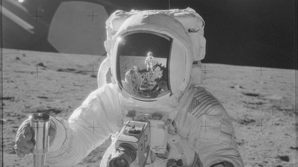 Phi hành gia thứ tư đặt chân lên mặt trăng qua đời ở tuổi 86