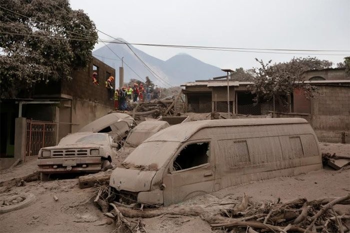 Núi lửa phun trào ở Guatemala, cả 1 thị trấn bị xoá sổ