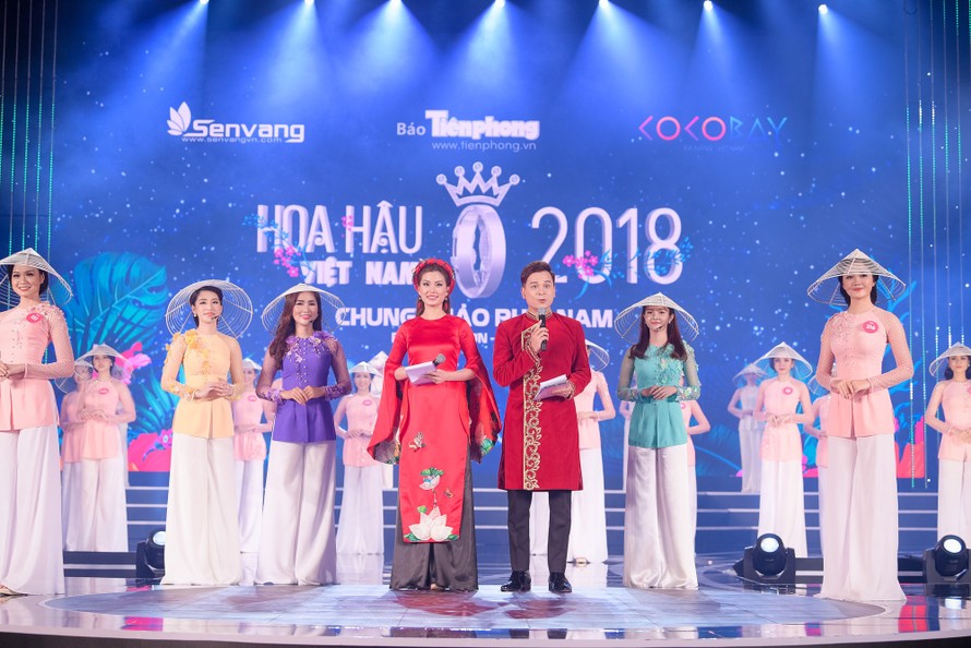 30 người đẹp Chung khảo phía Nam lộng lẫy trong trang phục dạ hội