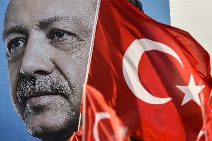 Ông Erdogan tuyên bố chiến thắng trong cuộc bầu cử Thổ Nhĩ Kỳ