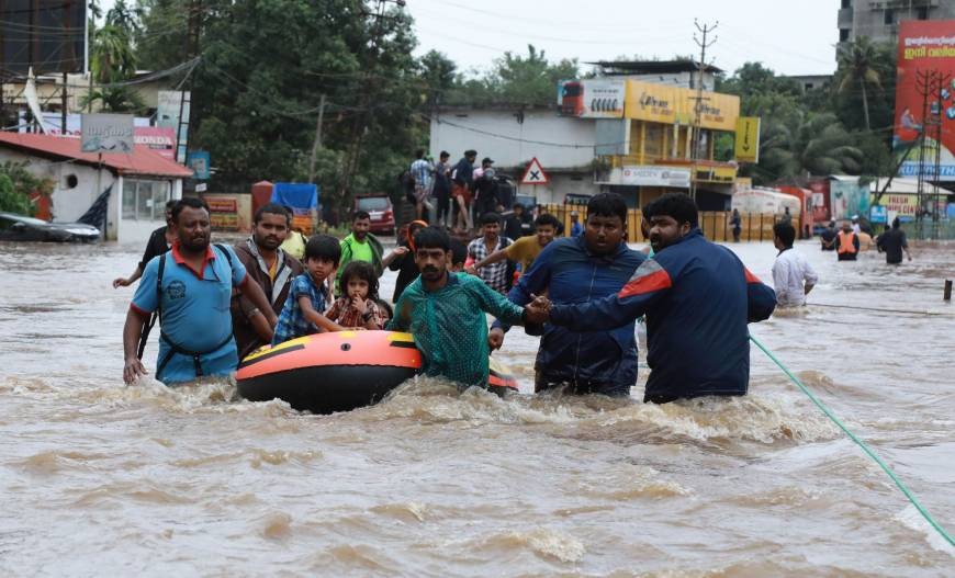 Ấn Độ: Trận lũ lụt lịch sử đã khiến ít nhất 320 người thiệt mạng