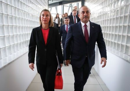 Thổ Nhĩ Kỳ cáo buộc EU ‘vượt quá giới hạn’