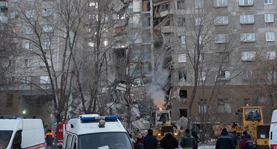 Nổ toà chung cư tại Nga: Vẫn còn hàng chục người mắc kẹt trong đống đổ nát