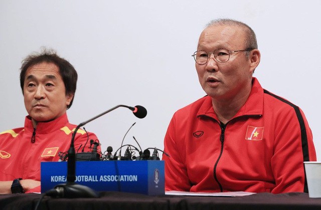 HLV Park Hang Seo: “Việt Nam quyết tâm vượt qua vòng bảng Asian Cup“