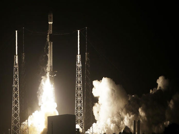 Israel phóng tàu vũ trụ đầu tiên lên mặt trăng