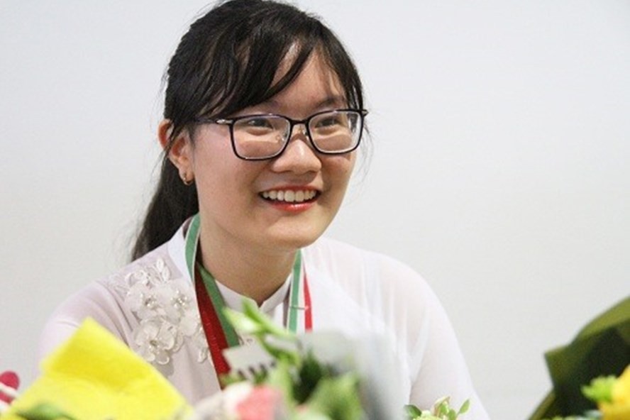 Nữ sinh Nguyễn Phương Thảo xuất sắc giành học bổng toàn phần của Viện Massachusetts Institute of Technology (Mỹ).