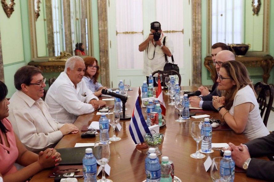 Cuộc gặp giữa hai Ngoại trưởng Canada và Cuba ngày 16 tháng 5