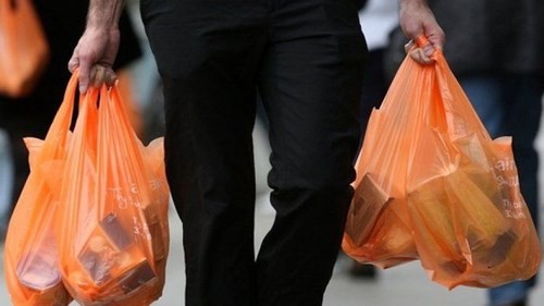 Sẽ tăng thuế với bao bì nhựa, túi nilon?