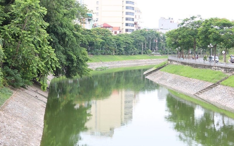 Thau rửa sông Tô Lịch: Chỉ hiệu quả khi sông đã được xử lý ô nhiễm triệt để