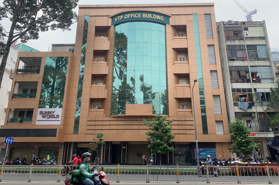 Trụ sở chính của Vạn Thịnh Phát nằm trên đường Trần Hưng Đạo, Q.1.