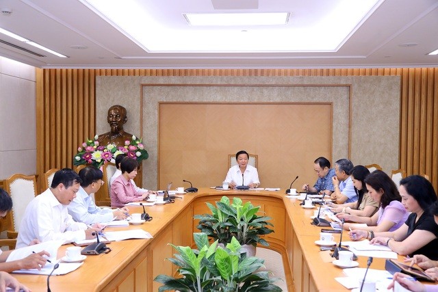 Phó Thủ tướng Trần Hồng Hà chủ trì cuộc họp. Ảnh: VGP.