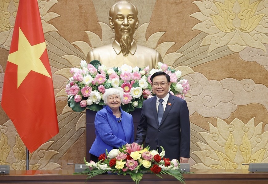 Chủ tịch Quốc hội Vương Đình Huệ tiếp Bộ trưởng Bộ Tài chính Hoa Kỳ Janet Yellen đang thăm, làm việc tại Việt Nam. Ảnh: Doãn Tấn/TTXVN.