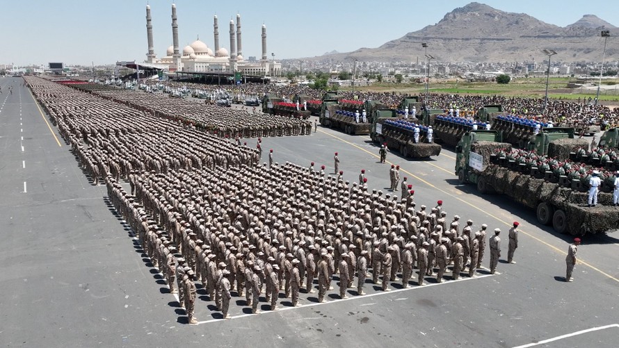 Một cuộc diễn tập quân sự của phong trào Hồi giáo Houthi ở Yemen. Ảnh: Reuters.