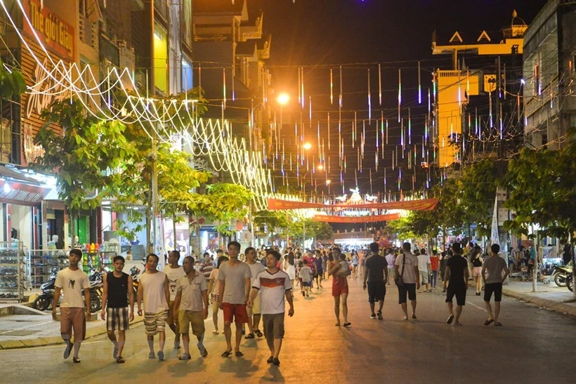 Quảng Ninh: Đa dạng các sản phẩm du lịch đêm thu hút khách du lịch