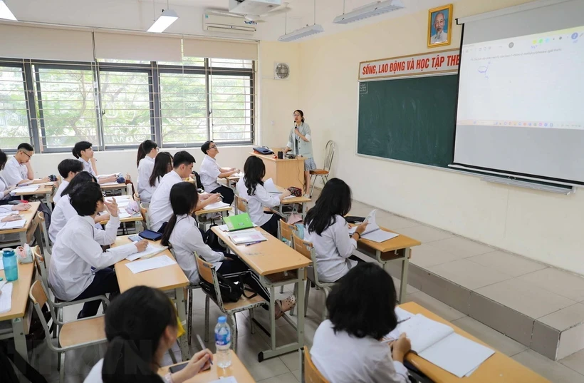 Trường THPT Chuyên Hà Nội - Amsterdam dừng tuyển sinh lớp không chuyên năm học 2024 - 2025