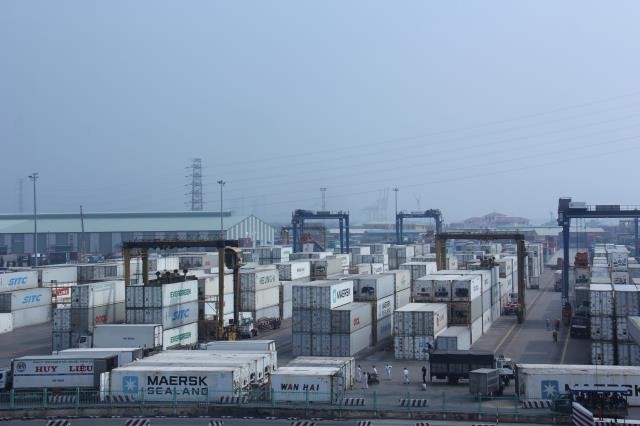 Vụ đánh tháo 213 container tại cảng Cát Lái đang được điều tra làm rõ