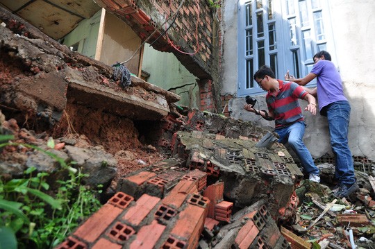 Nhiều căn nhà bị sạt lở nặng không còn ở được ở xã Hố Nai 3, huyện Trảng Bom