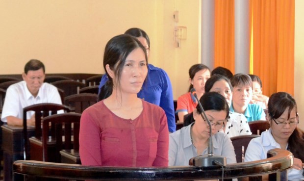 Nguyên Phó Chánh văn phòng Sở Nội vụ tỉnh Kiên Giang phạm Tội tham ô tài sản lĩnh 4 năm tù.