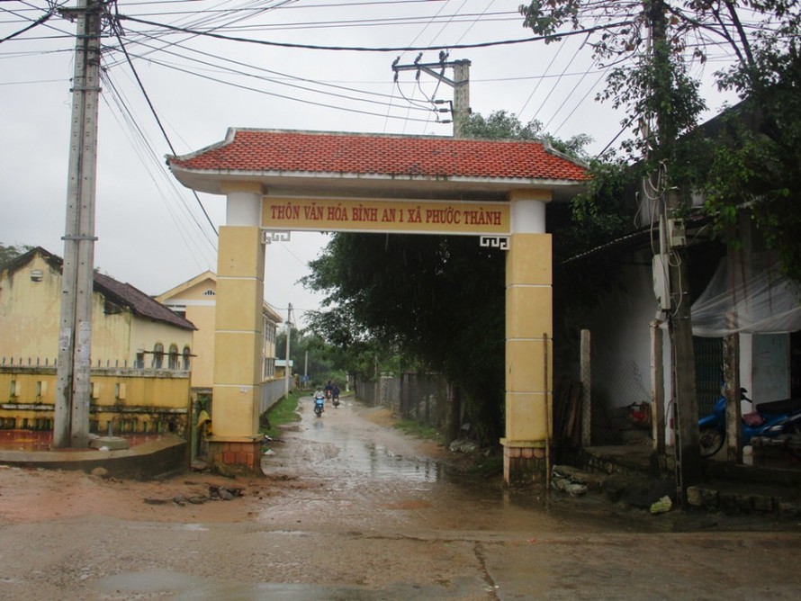 Người dân thôn Bình An 1, xã Phước Thành đang phải sử dụng nguồn nước sinh hoạt bị ô nhiễm