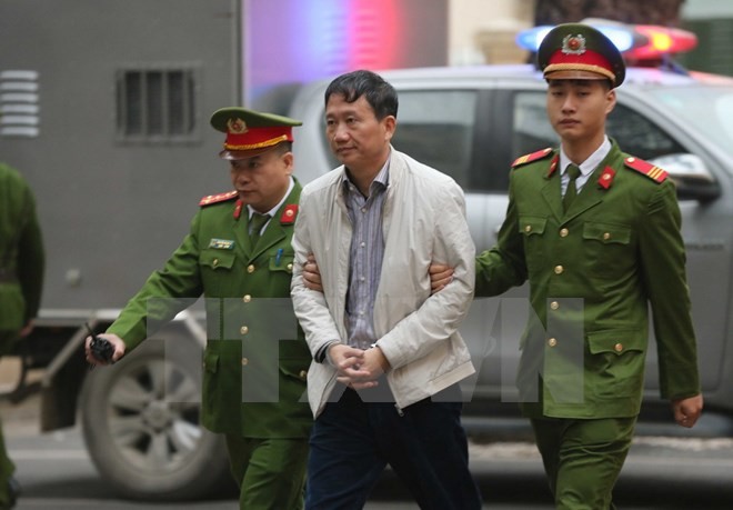 Vừa lĩnh án chung thân, Trịnh Xuân Thanh lại ra tòa ở vụ án khác. Ảnh: TTXVN.
