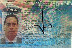 Hộ chiếu của "tỷ phú" Rafael Vazquez Flore