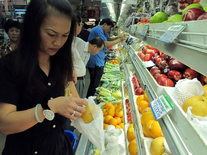 Người tiêu dùng ngày càng thích trái cây ngoại cao cấp